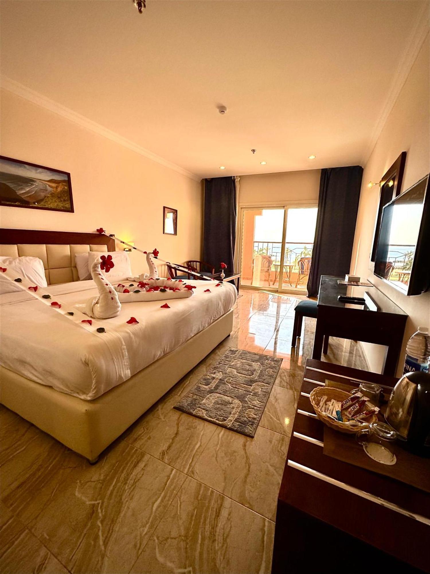 Dome Marina Hotel & Resort Ain Sokhna Ain Sukhna Exterior foto